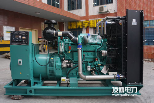 采購(gòu)柴油發(fā)電機(jī)組選哪個(gè)品牌好？玉柴or濰柴，康明斯or上柴？