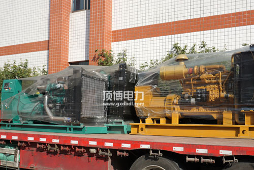 柴油發(fā)電機(jī)組蓄電池上白色粉末是什么？怎么產(chǎn)生的？