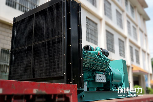 康明斯500千瓦柴油發(fā)電機多少錢？