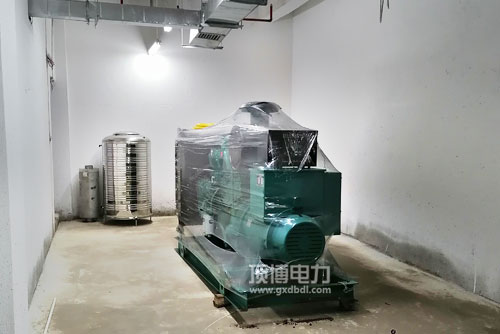 小型柴油發(fā)電機(jī)價(jià)格多大的合適？多少錢(qián)一臺(tái)？