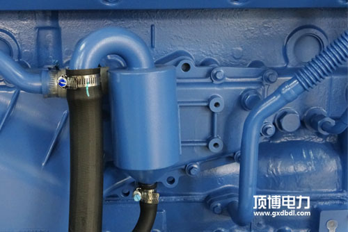 為度過電力緊張的時期，企業(yè)選擇柴油發(fā)電機作為常用電源或備用電源