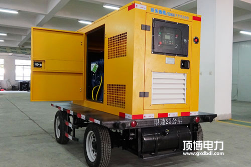 戶外使用柴油發(fā)電機(jī)組，選移動(dòng)式拖車（汽車）還是靜音式？